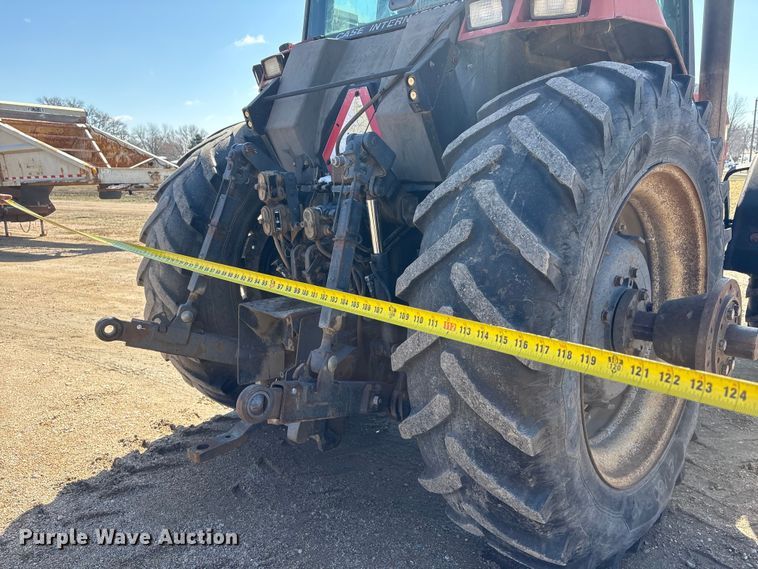 image for item FG2732 1996 Case IH 7220 MFWD tractor