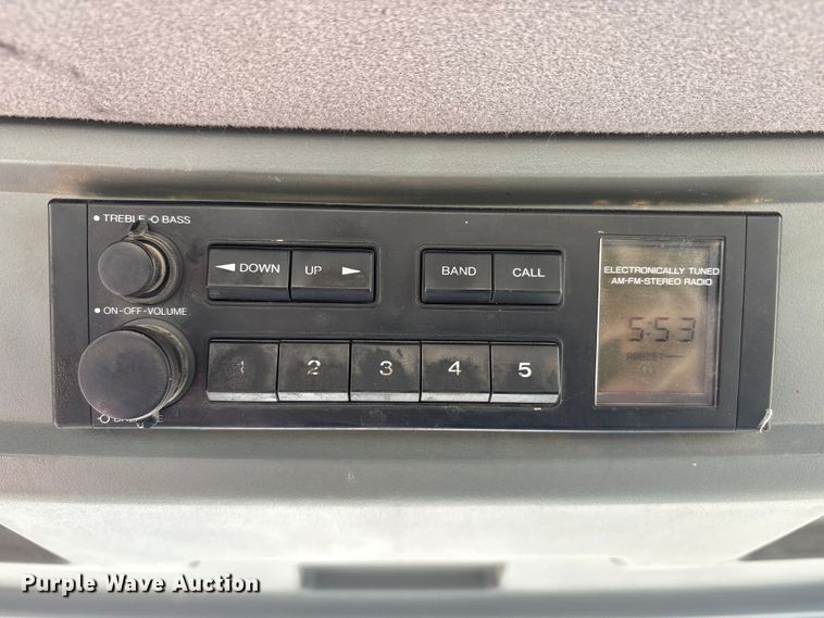 image for item FG2732 1996 Case IH 7220 MFWD tractor