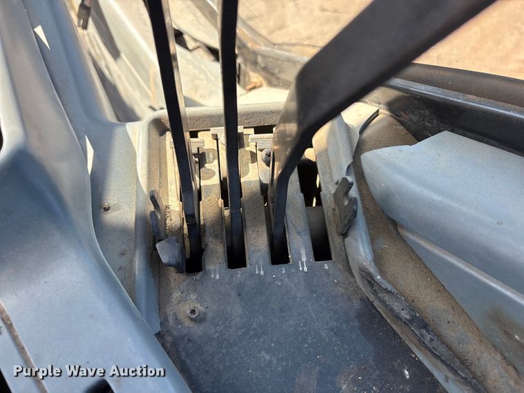 image for item FG2732 1996 Case IH 7220 MFWD tractor