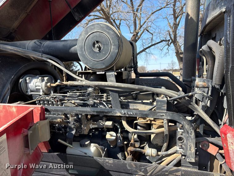 image for item FG2732 1996 Case IH 7220 MFWD tractor