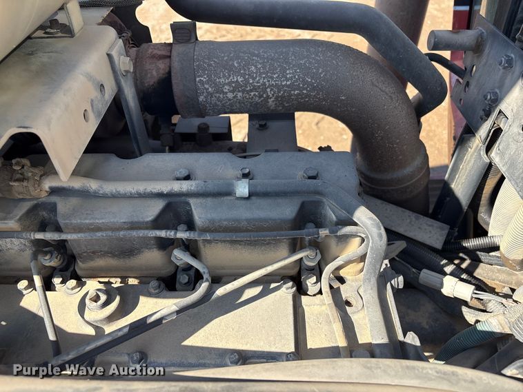 image for item FG2732 1996 Case IH 7220 MFWD tractor