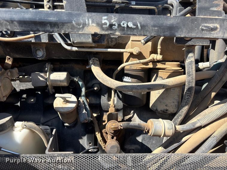 image for item FG2732 1996 Case IH 7220 MFWD tractor