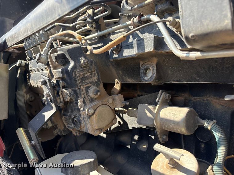 image for item FG2732 1996 Case IH 7220 MFWD tractor