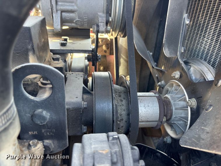 image for item FG2732 1996 Case IH 7220 MFWD tractor