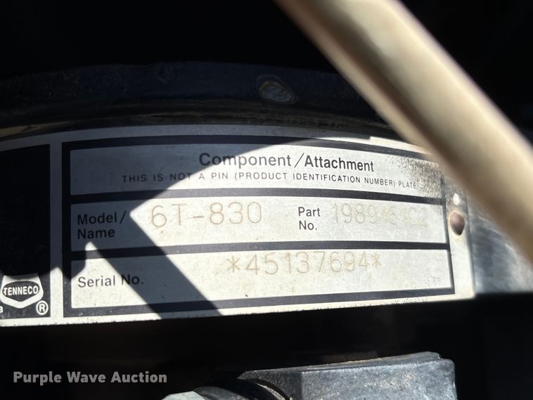 image for item FG2732 1996 Case IH 7220 MFWD tractor