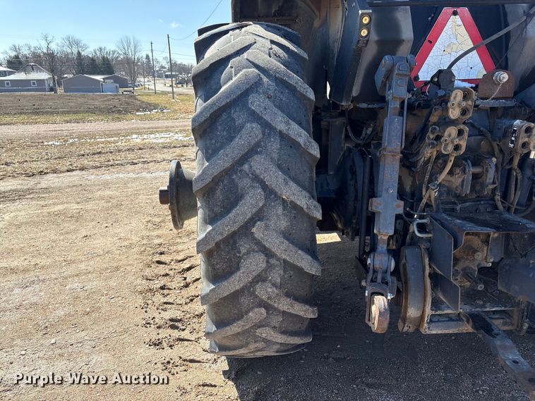 image for item FG2732 1996 Case IH 7220 MFWD tractor