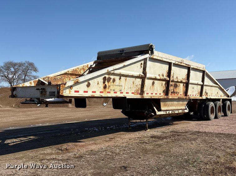 image for item FG2733 2010 Trailblazer S4663 bottom dump trailer