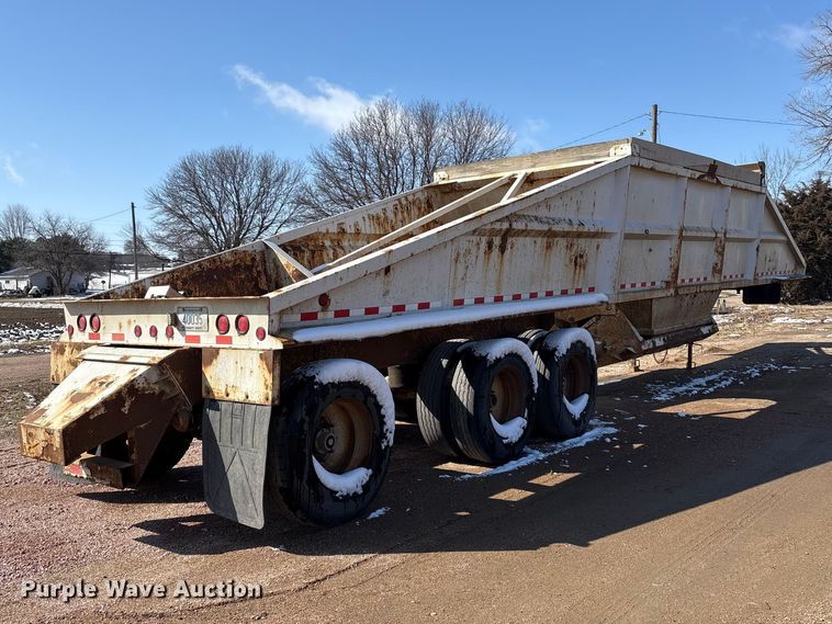 image for item FG2733 2010 Trailblazer S4663 bottom dump trailer