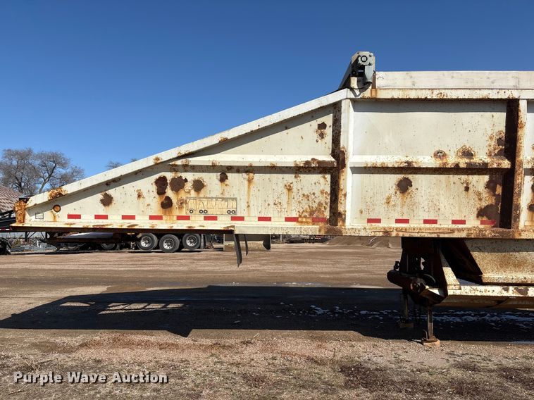 image for item FG2733 2010 Trailblazer S4663 bottom dump trailer