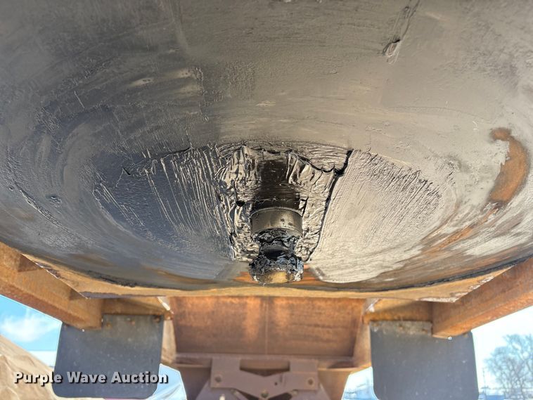 image for item FG2733 2010 Trailblazer S4663 bottom dump trailer