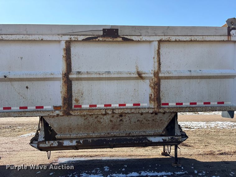 image for item FG2733 2010 Trailblazer S4663 bottom dump trailer