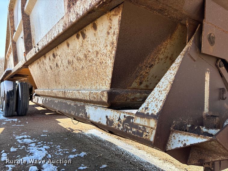 image for item FG2733 2010 Trailblazer S4663 bottom dump trailer