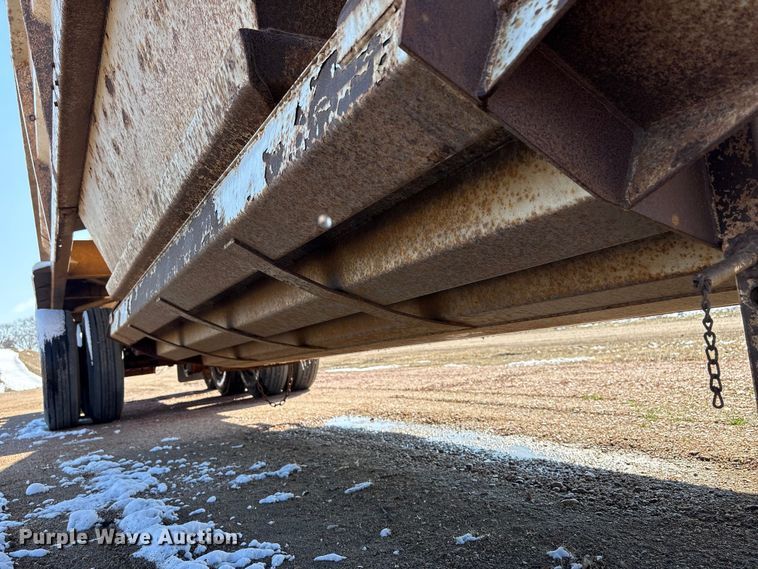 image for item FG2733 2010 Trailblazer S4663 bottom dump trailer