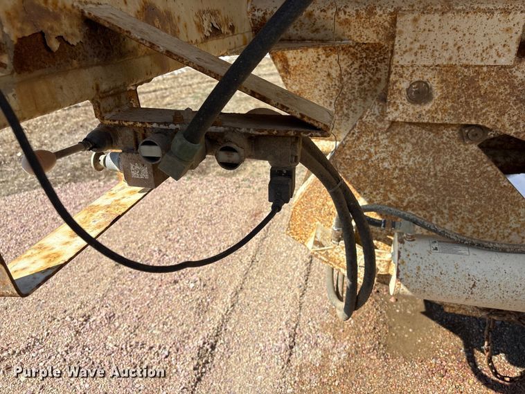 image for item FG2733 2010 Trailblazer S4663 bottom dump trailer