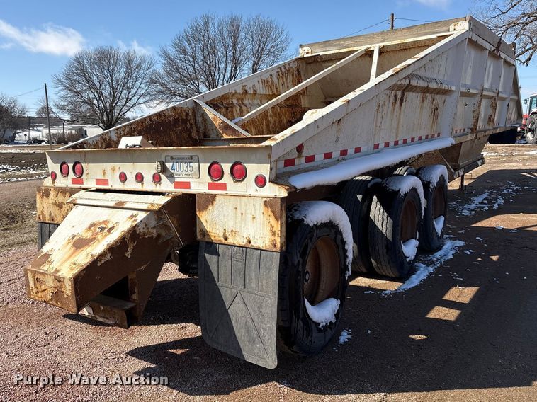 image for item FG2733 2010 Trailblazer S4663 bottom dump trailer