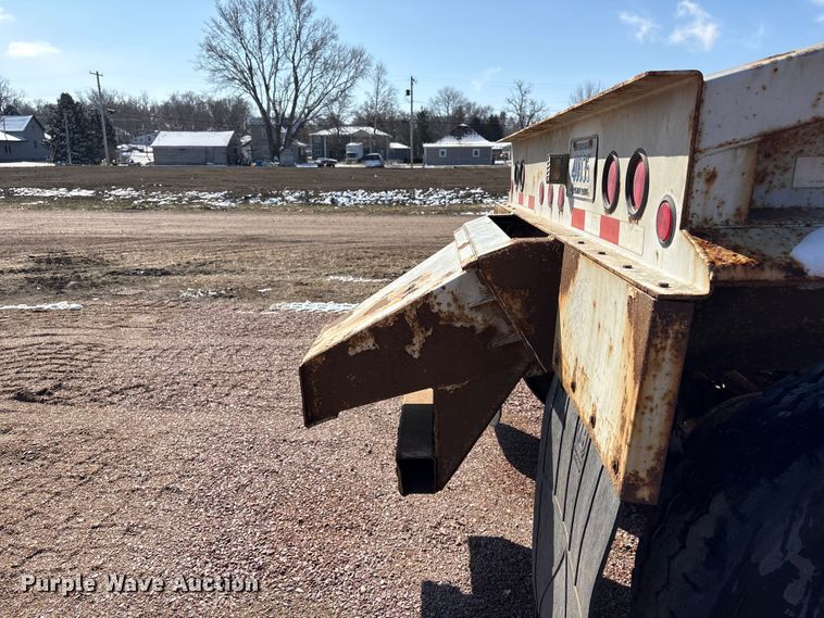 image for item FG2733 2010 Trailblazer S4663 bottom dump trailer