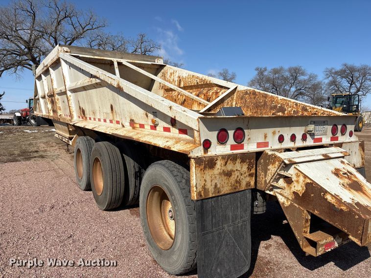 image for item FG2733 2010 Trailblazer S4663 bottom dump trailer
