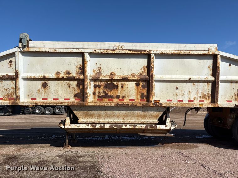 image for item FG2733 2010 Trailblazer S4663 bottom dump trailer