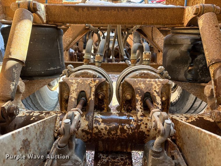 image for item FG2733 2010 Trailblazer S4663 bottom dump trailer