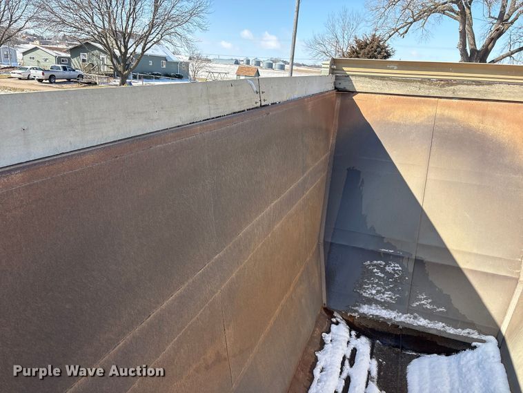 image for item FG2733 2010 Trailblazer S4663 bottom dump trailer