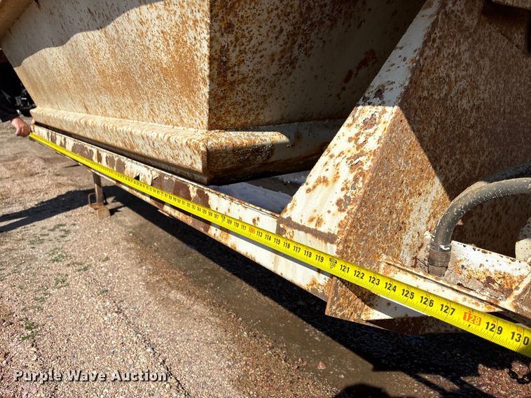 image for item FG2733 2010 Trailblazer S4663 bottom dump trailer