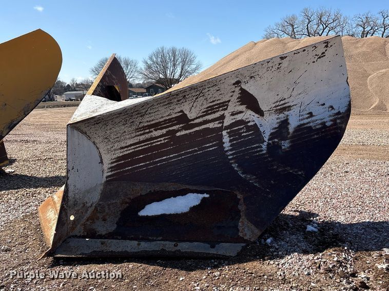 image for item FG2735 V-plow 