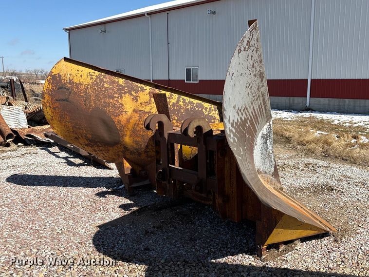 image for item FG2735 V-plow 