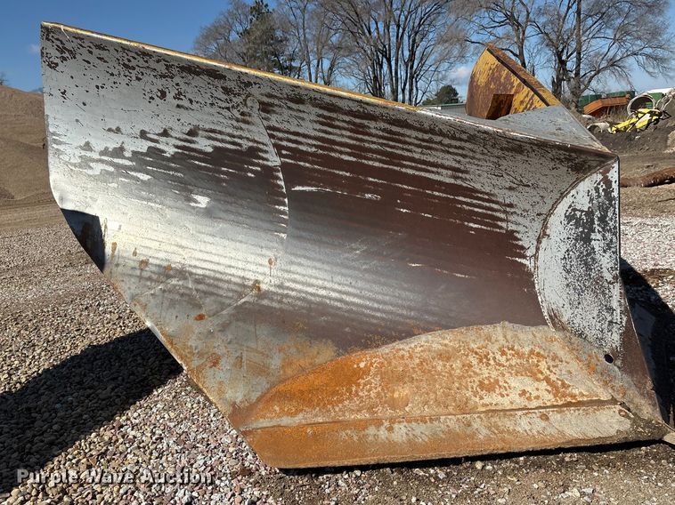 image for item FG2735 V-plow 