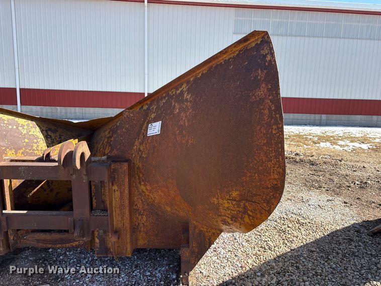 image for item FG2735 V-plow 