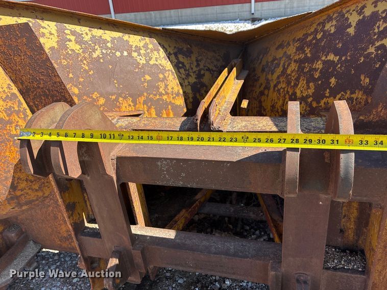 image for item FG2735 V-plow 