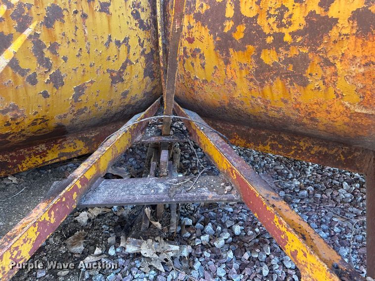 image for item FG2735 V-plow 