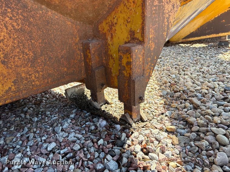 image for item FG2735 V-plow 