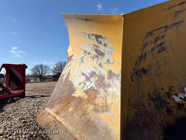 image for item FG2736 V-plow