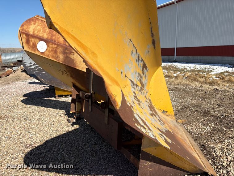 image for item FG2736 V-plow