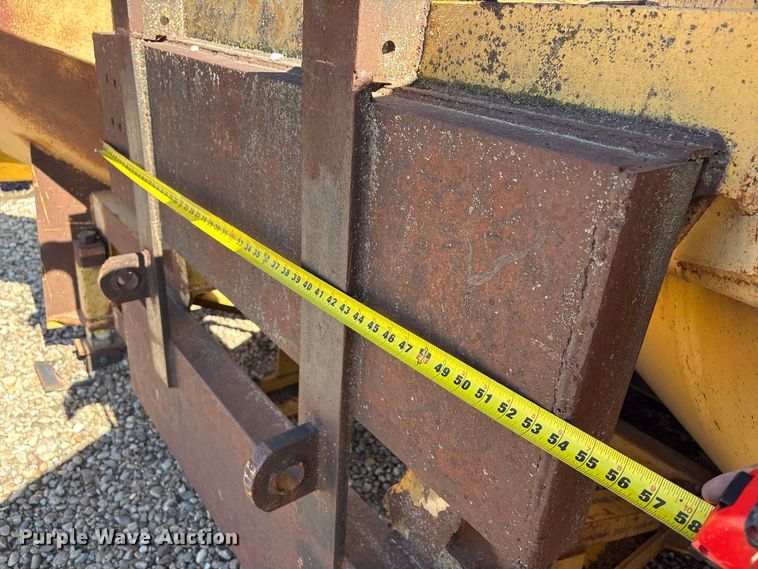 image for item FG2736 V-plow