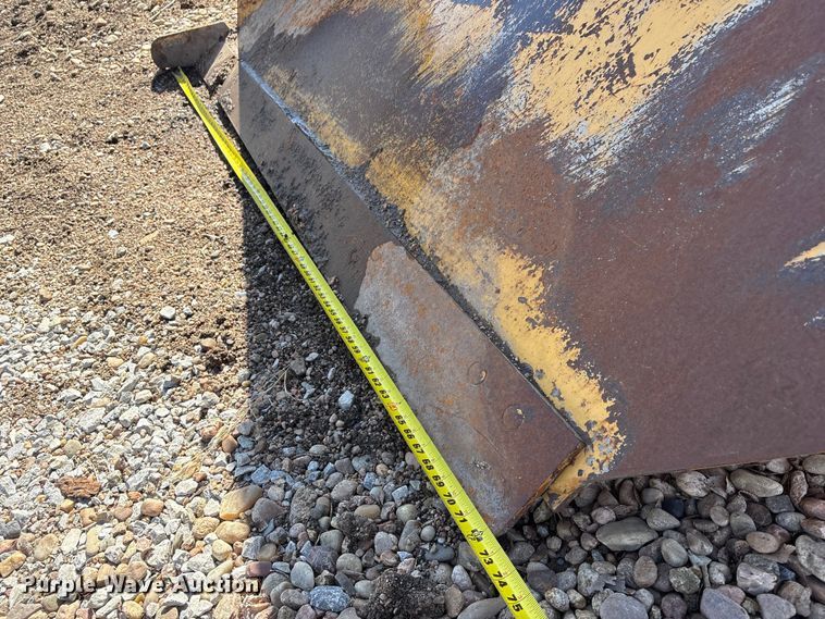 image for item FG2736 V-plow