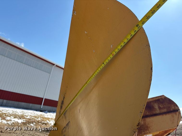 image for item FG2736 V-plow