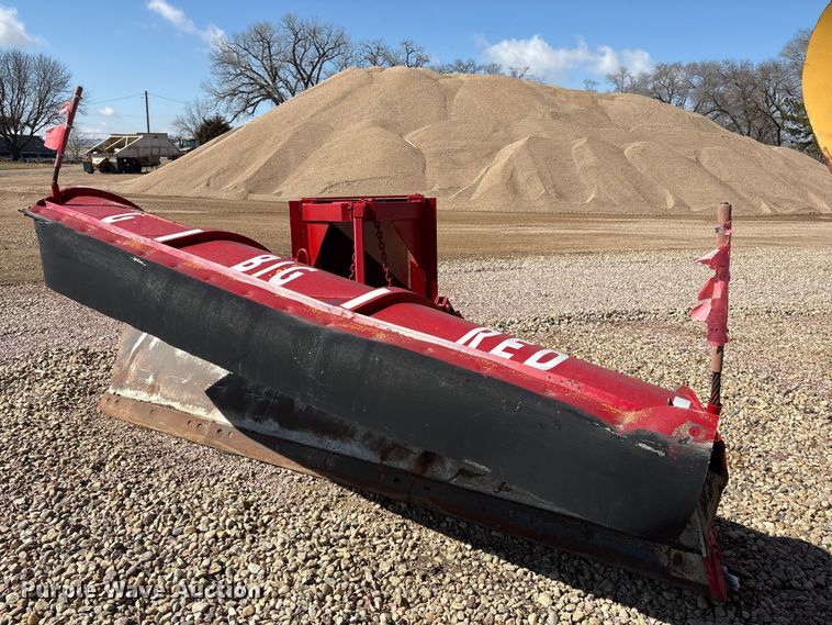 image for item FG2737 12' W snow plow