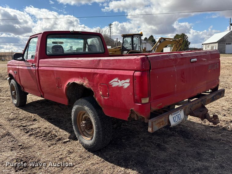 image for item FG2738 1995 Ford F250 pickup truck