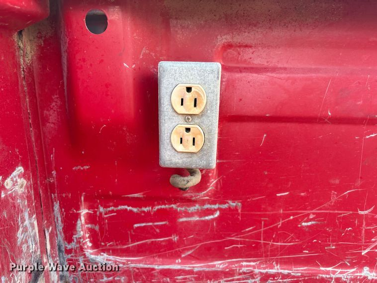 image for item FG2738 1995 Ford F250 pickup truck