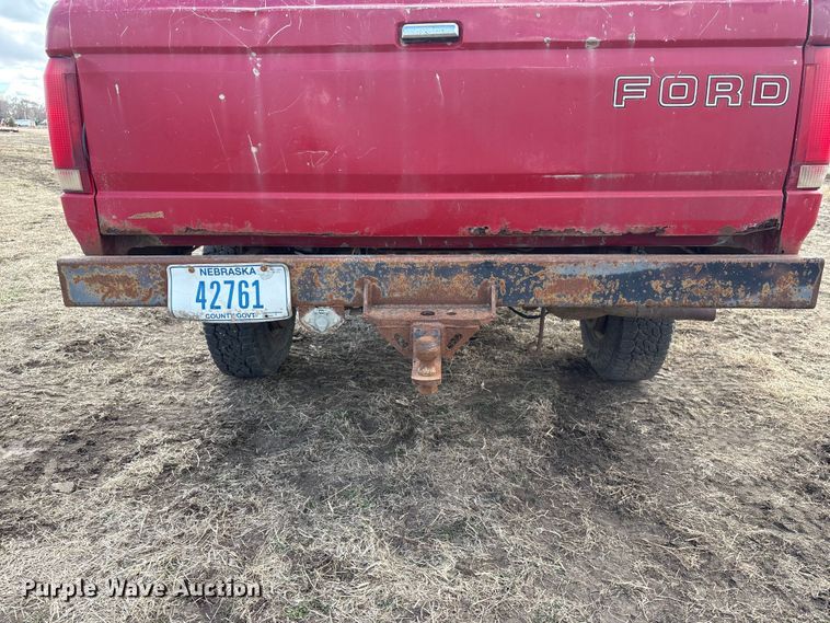 image for item FG2738 1995 Ford F250 pickup truck