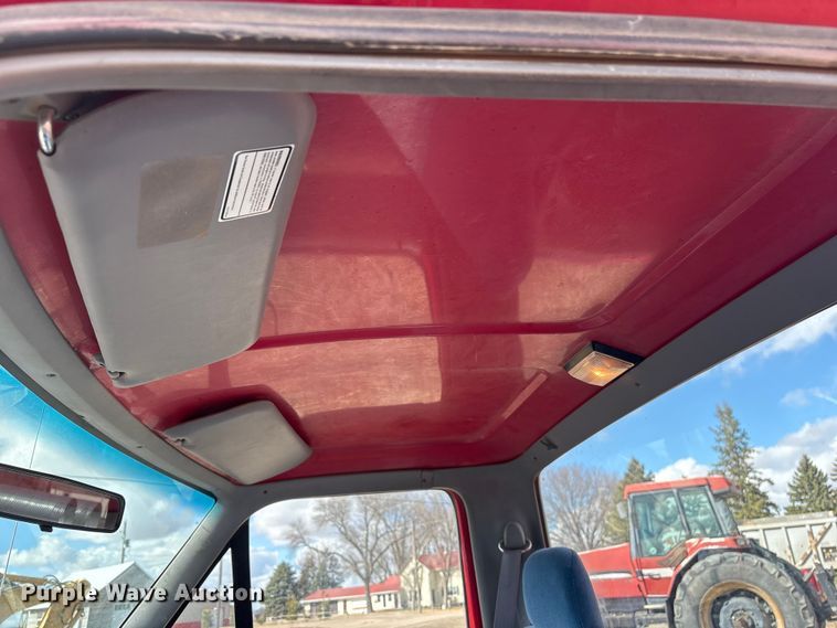 image for item FG2738 1995 Ford F250 pickup truck