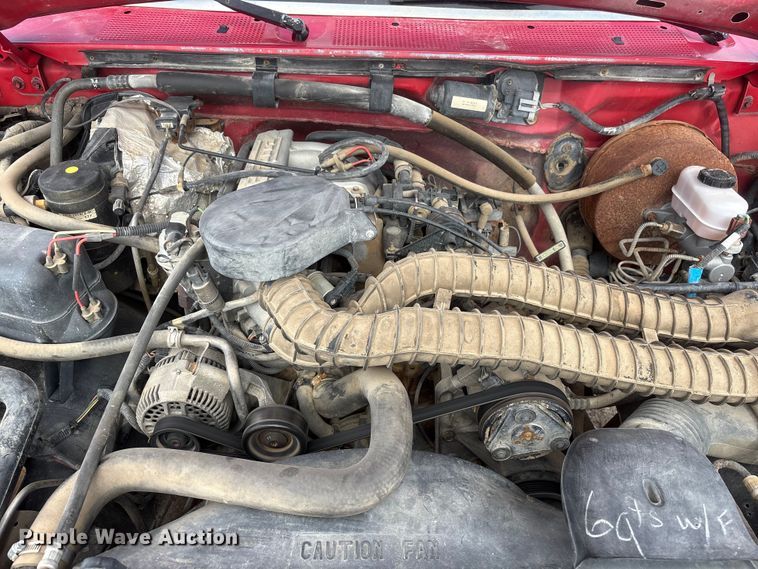 image for item FG2738 1995 Ford F250 pickup truck