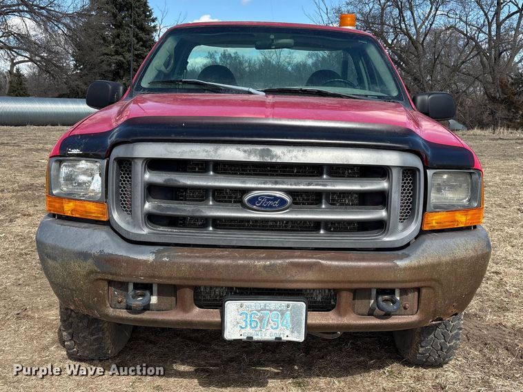 image for item FG2739 1999 Ford F250 Super Duty pickup truck