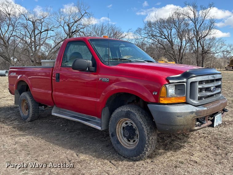 image for item FG2739 1999 Ford F250 Super Duty pickup truck