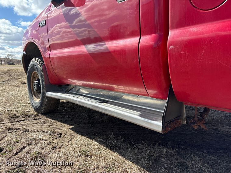 image for item FG2739 1999 Ford F250 Super Duty pickup truck