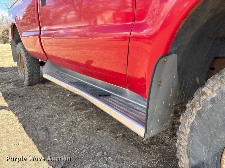 image for item FG2739 1999 Ford F250 Super Duty pickup truck