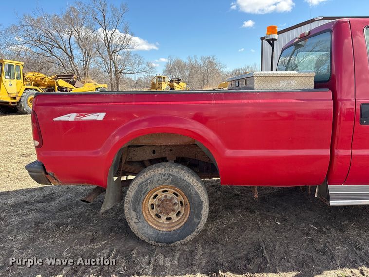 image for item FG2739 1999 Ford F250 Super Duty pickup truck