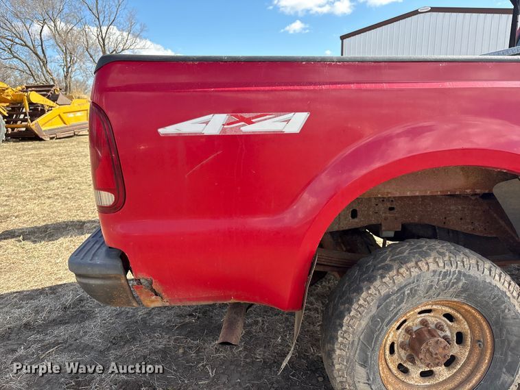 image for item FG2739 1999 Ford F250 Super Duty pickup truck