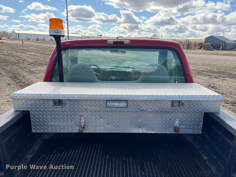 image for item FG2739 1999 Ford F250 Super Duty pickup truck